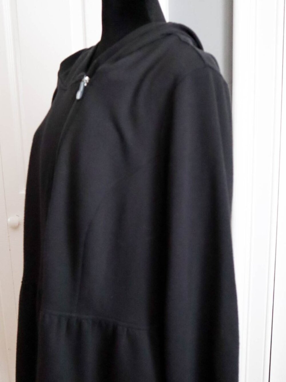 ModCloth Asymmetrical Zip Jersey Knit Hooded Jacket Sweatshirt Black Sz 4x - Picture 4 of 9
